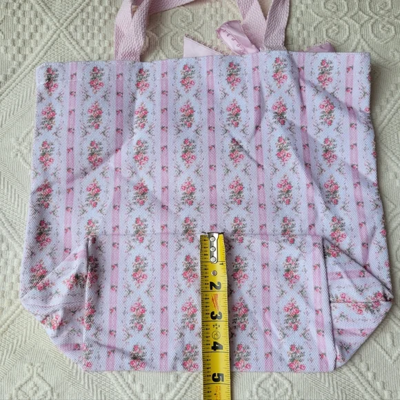 LOVESHACKFANCY X SUPERGA FLORAL BOW TOTE BAG PINK WHITE GOLD - Picture 9 of 14